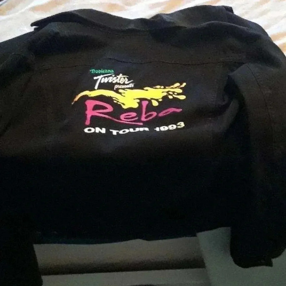 Vintage Reba McEntire Tour 1993 Denim Jacket - Picture 2 of 5